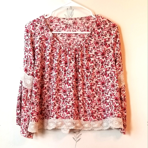 Hollister Tops - Hollister Bohemian Floral and Lace Top